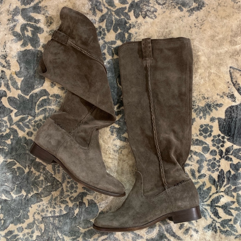 Frye Gray Suede Slouch Cara Boots In Elephant